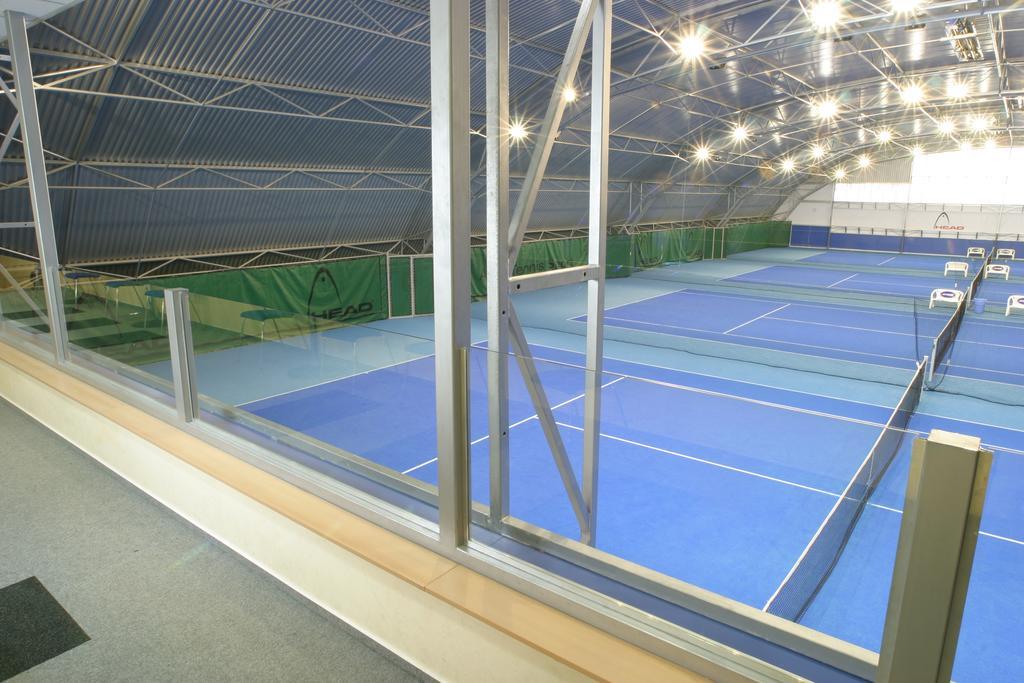 Sporthotel Vestec Zewnętrze zdjęcie